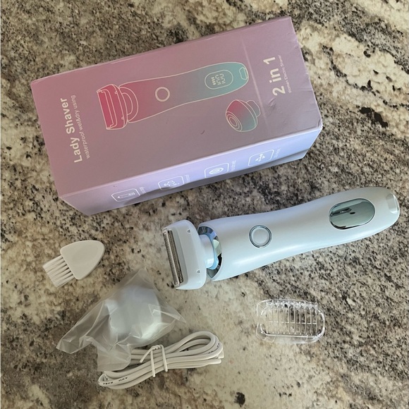 shaver for ladies Rechargeable 2-1 - Picture 8 of 9